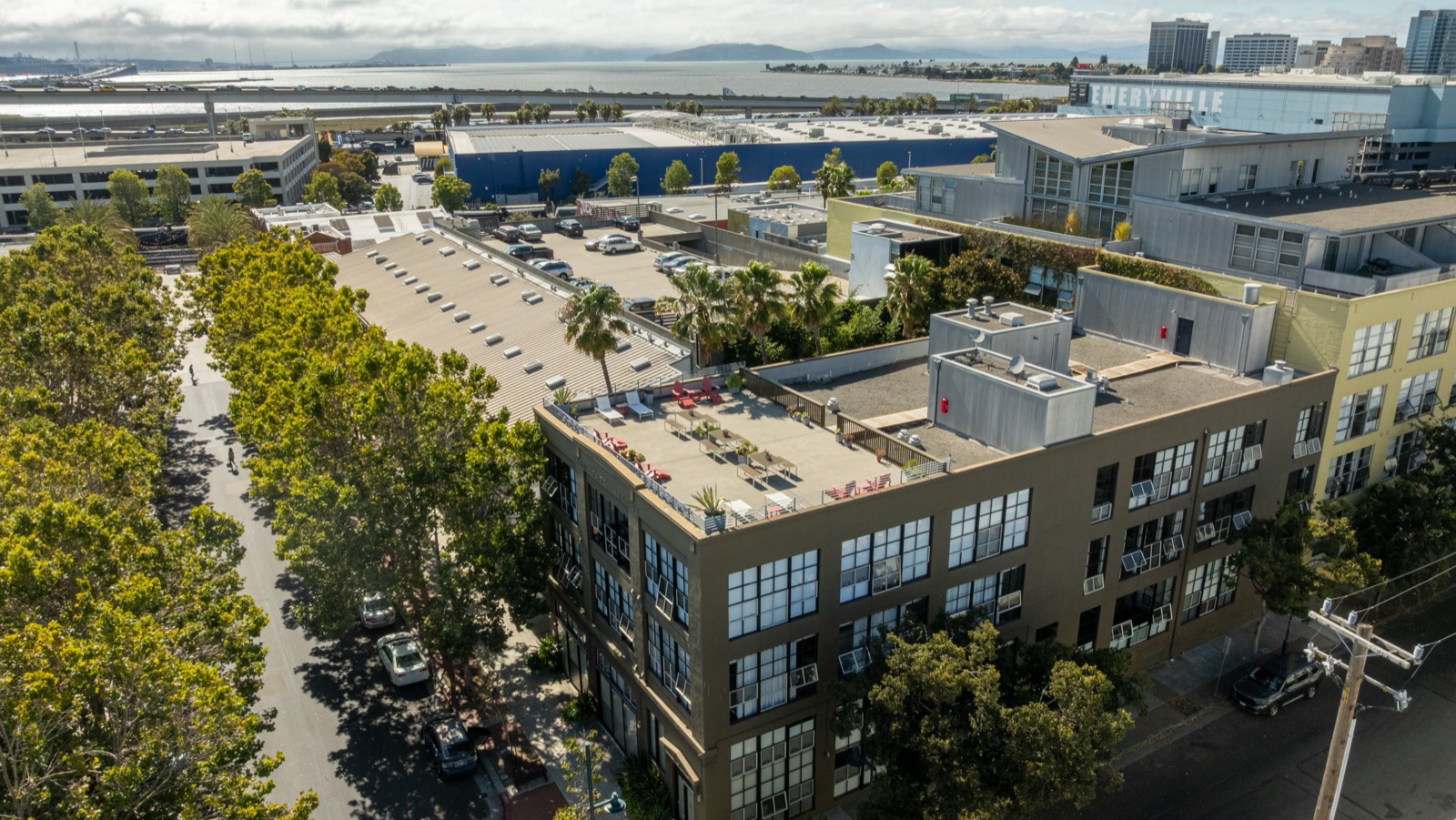 Emeryville Warehouse Lofts — photo 19