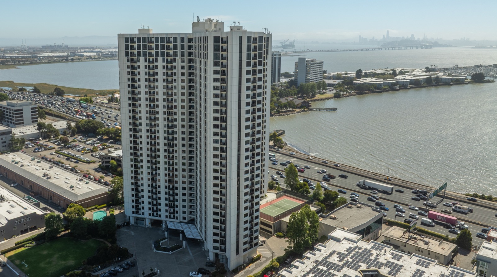 Pacific Park Plaza — photo 12