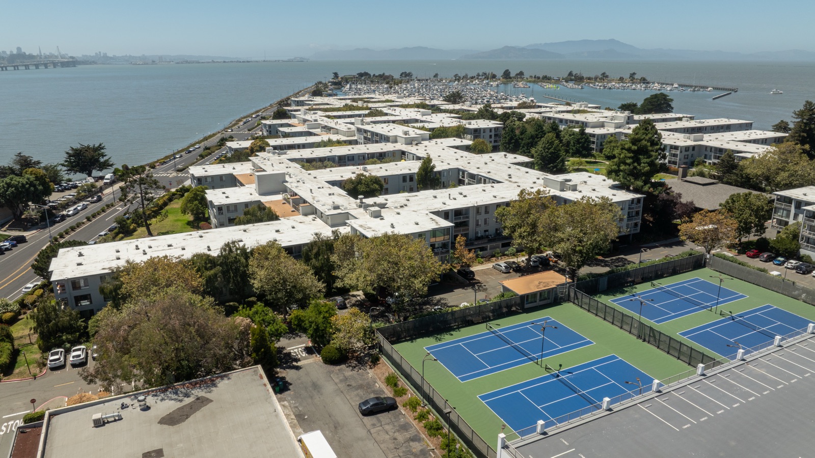 Watergate, Emeryville